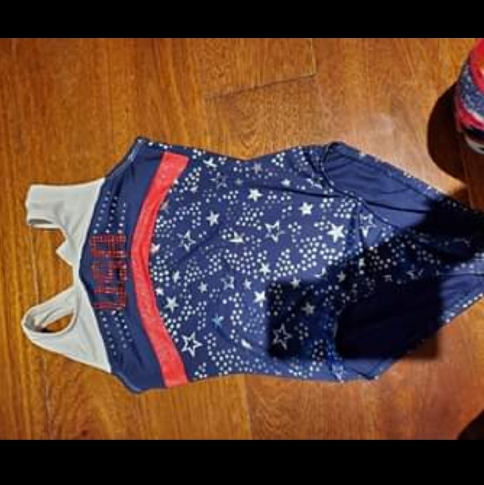 Girls USA leo